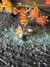 Load image into Gallery viewer, Montana Agate